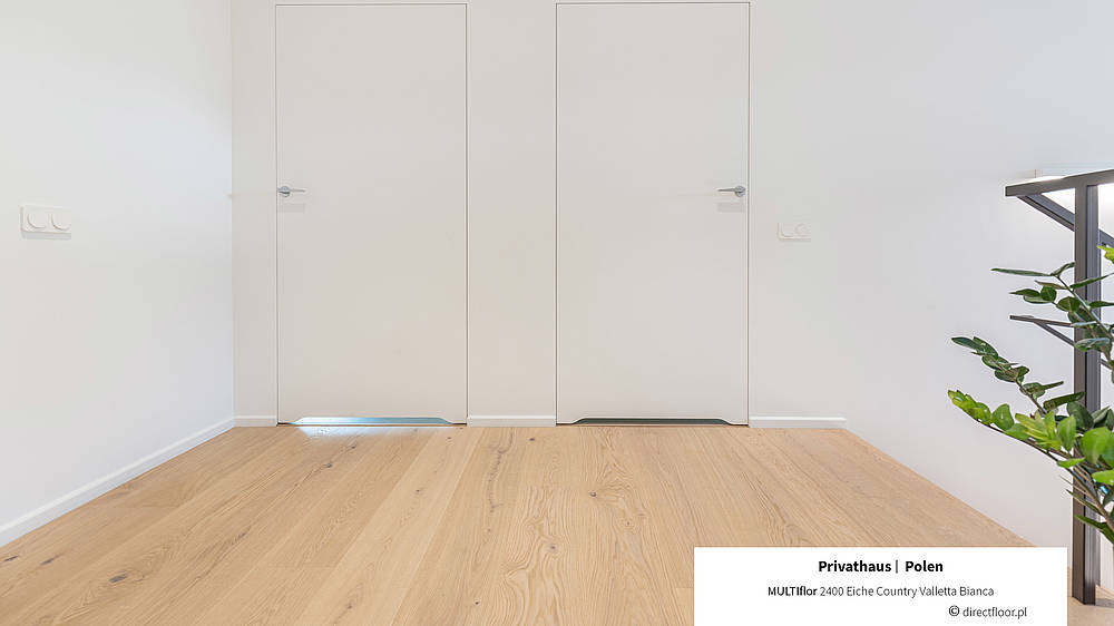 mf_2400_dub_country_bianca_csm_Landhausdiele_Eiche_Country_Bianca_Scheucher_Parkett_MULTIflor_24006_5f51814996